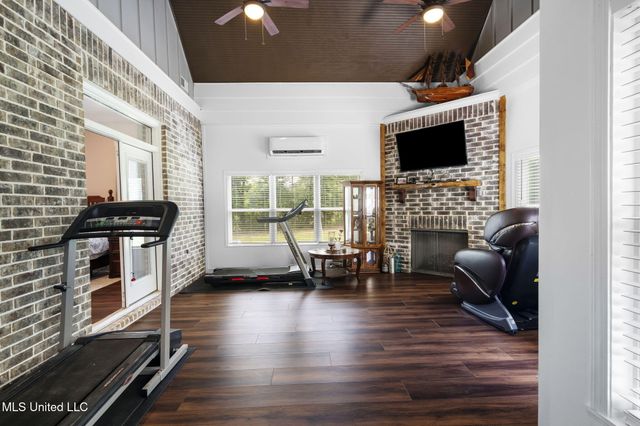 1615 Highway 305, Olive Branch, MS 38654
