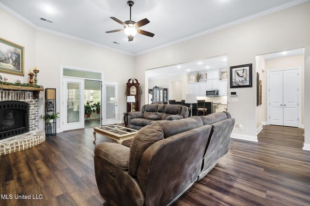 1615 Highway 305, Olive Branch, MS 38654