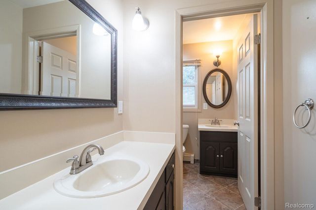 526 MIDLAND Boulevard, Royal Oak, MI 48073