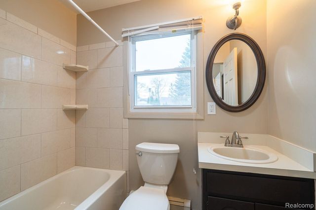 526 MIDLAND Boulevard, Royal Oak, MI 48073