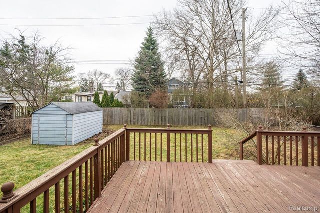 526 MIDLAND Boulevard, Royal Oak, MI 48073