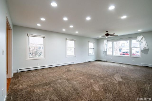 526 MIDLAND Boulevard, Royal Oak, MI 48073