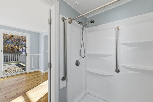 8 Pinehurst Avenue, Pembroke, MA 02359