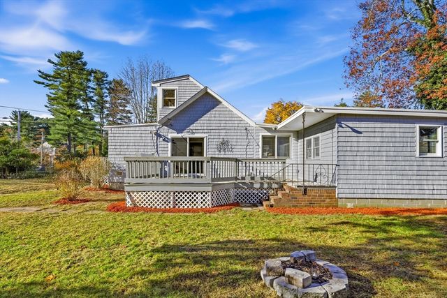 8 Pinehurst Avenue, Pembroke, MA 02359