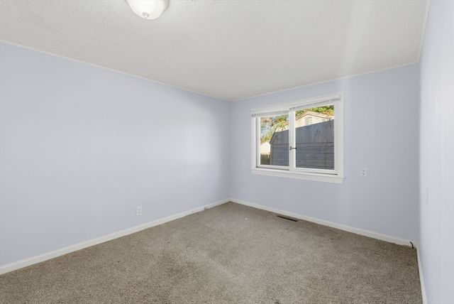 8 Pinehurst Avenue, Pembroke, MA 02359