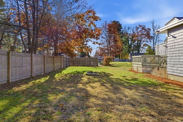 8 Pinehurst Avenue, Pembroke, MA 02359