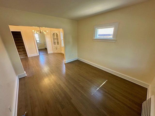 164 W Howard AVENUE, Milwaukee, WI 53207