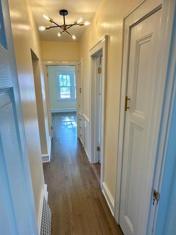 164 W Howard AVENUE, Milwaukee, WI 53207