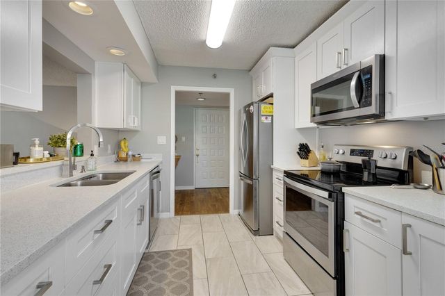 204 QUAYSIDE CIRCLE 201, Maitland, FL 32751