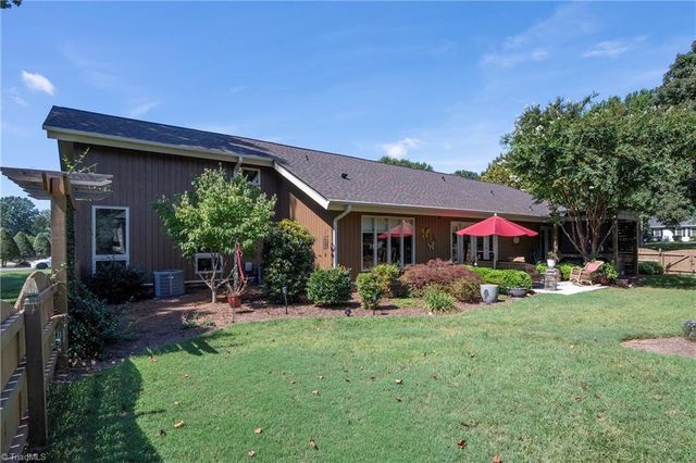 109 Holly Circle, Bermuda Run, NC 27006