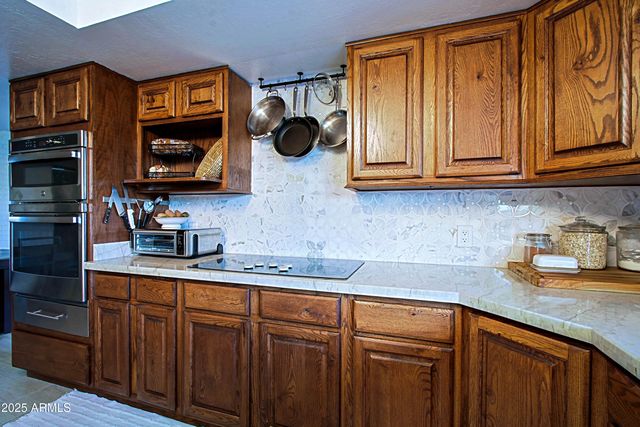 4901 W SOFT WIND Drive, Glendale, AZ 85310