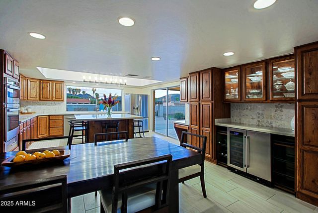 4901 W SOFT WIND Drive, Glendale, AZ 85310