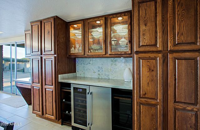 4901 W SOFT WIND Drive, Glendale, AZ 85310