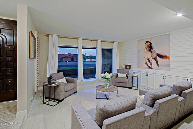 4901 W SOFT WIND Drive, Glendale, AZ 85310