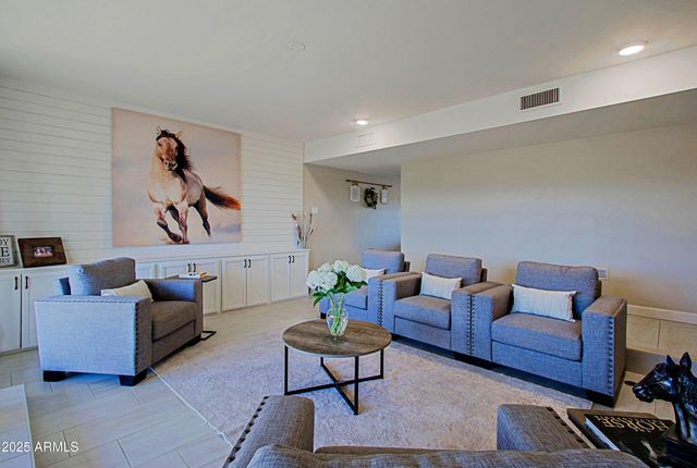 4901 W SOFT WIND Drive, Glendale, AZ 85310