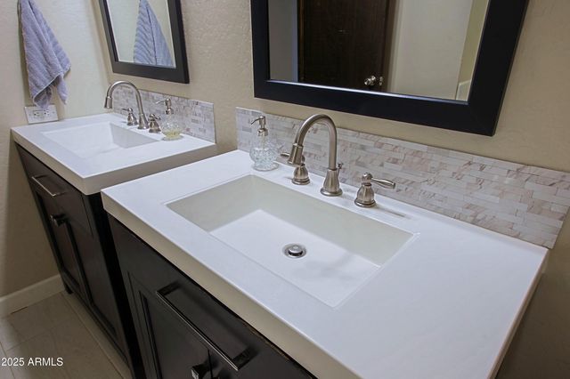 4901 W SOFT WIND Drive, Glendale, AZ 85310