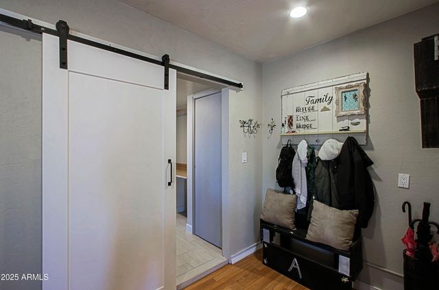 4901 W SOFT WIND Drive, Glendale, AZ 85310