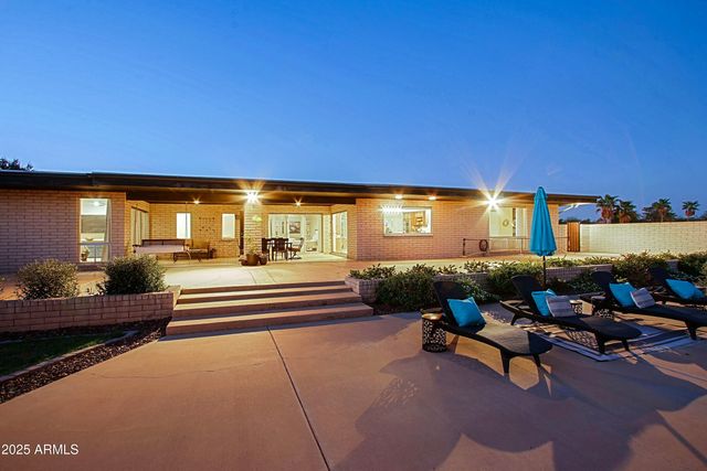 4901 W SOFT WIND Drive, Glendale, AZ 85310