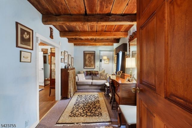 691 Ridgedale Ave, East Hanover Twp., NJ 07936