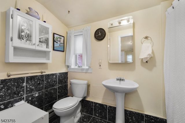 691 Ridgedale Ave, East Hanover Twp., NJ 07936