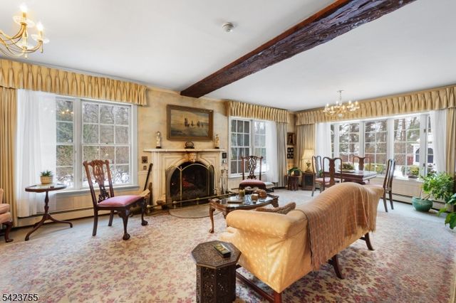 691 Ridgedale Ave, East Hanover Twp., NJ 07936