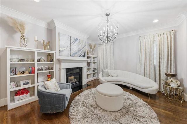 1041 Pine Grove Avenue NE, Atlanta, GA 30319