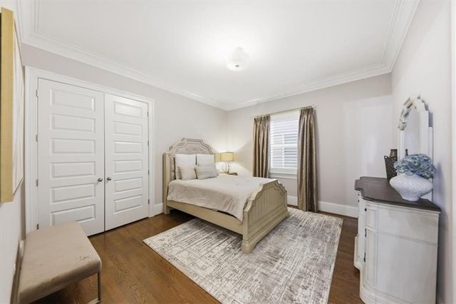 1041 Pine Grove Avenue NE, Atlanta, GA 30319