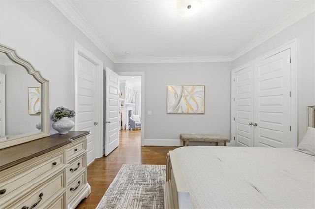 1041 Pine Grove Avenue NE, Atlanta, GA 30319