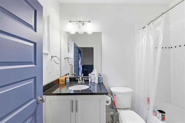 1041 Pine Grove Avenue NE, Atlanta, GA 30319
