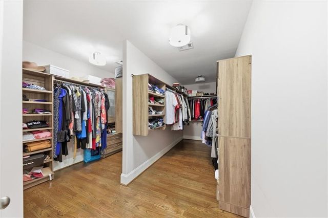 1041 Pine Grove Avenue NE, Atlanta, GA 30319