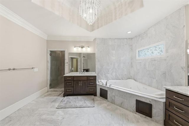 1041 Pine Grove Avenue NE, Atlanta, GA 30319
