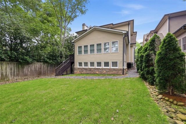 1041 Pine Grove Avenue NE, Atlanta, GA 30319
