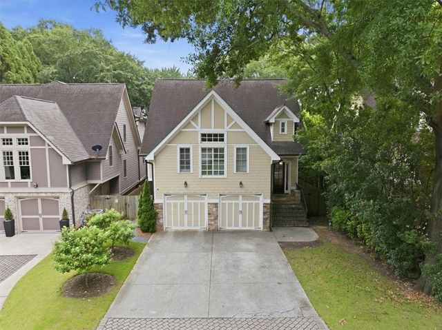 1041 Pine Grove Avenue NE, Atlanta, GA 30319