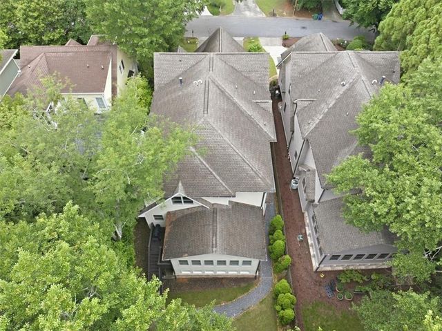 1041 Pine Grove Avenue NE, Atlanta, GA 30319
