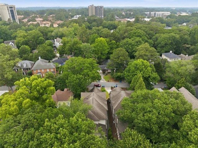 1041 Pine Grove Avenue NE, Atlanta, GA 30319