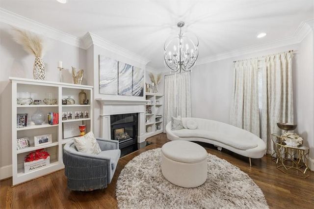 1041 Pine Grove Avenue NE, Atlanta, GA 30319