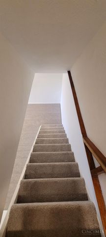 969 Robin Hill Drive, New Richmond, OH 45157