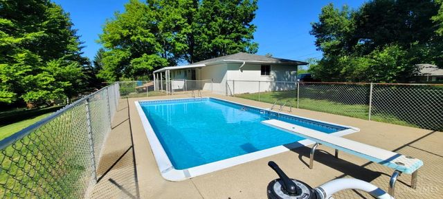 969 Robin Hill Drive, New Richmond, OH 45157