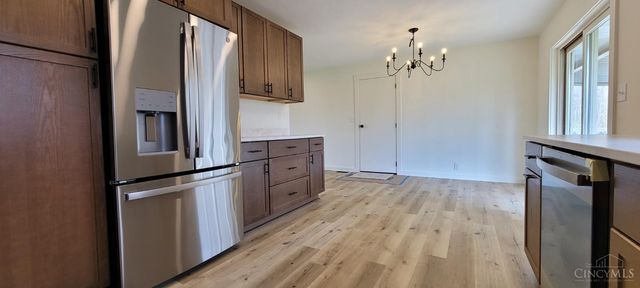 969 Robin Hill Drive, New Richmond, OH 45157