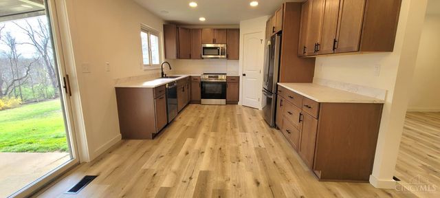 969 Robin Hill Drive, New Richmond, OH 45157