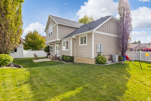 1215 S CAVE HOLLOW LN, Farmington, UT 84025