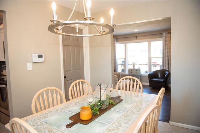 13501 Applewood Drive, Grandview, MO 64030