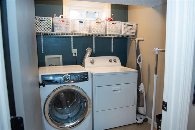 13501 Applewood Drive, Grandview, MO 64030