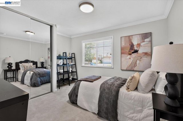 118 Diamond Dr, Livermore, CA 94550