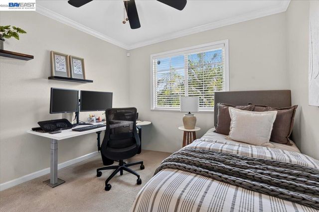 118 Diamond Dr, Livermore, CA 94550