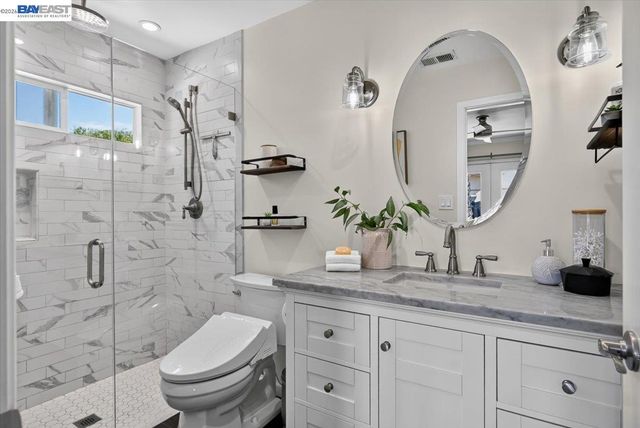 118 Diamond Dr, Livermore, CA 94550