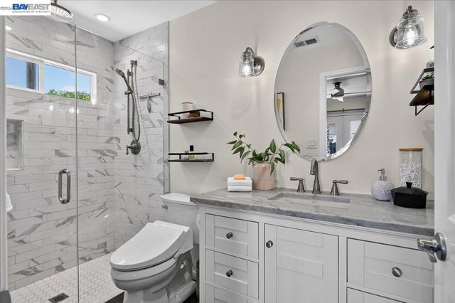 118 Diamond Dr, Livermore, CA 94550