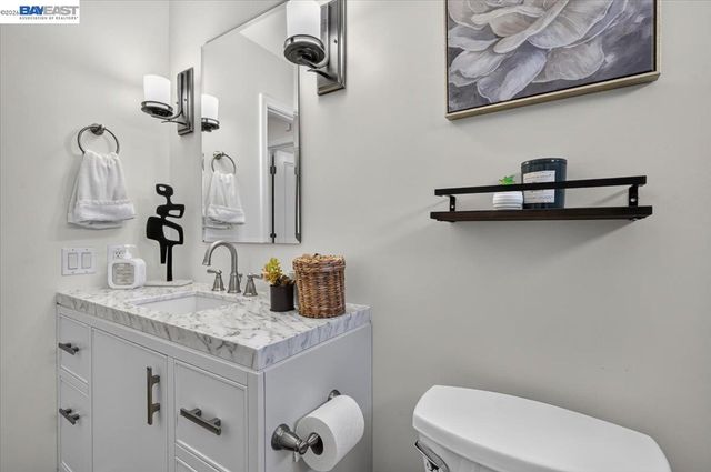 118 Diamond Dr, Livermore, CA 94550