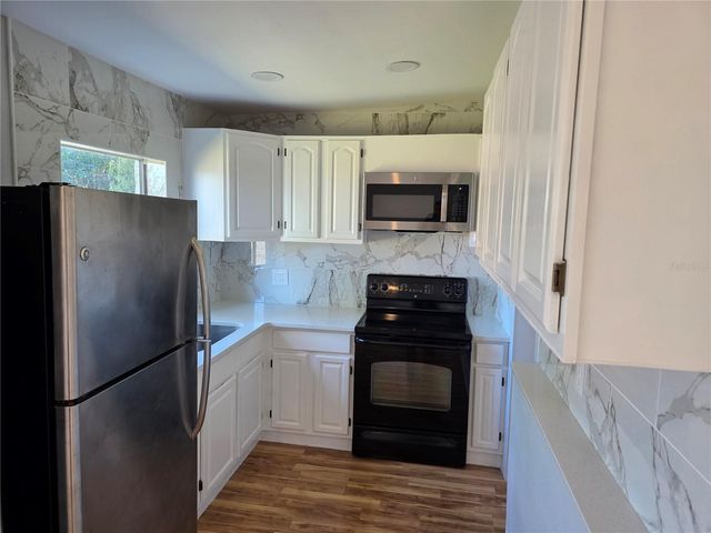 821 S SOLANDRA DRIVE, Orlando, FL 32807