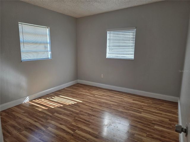 821 S SOLANDRA DRIVE, Orlando, FL 32807